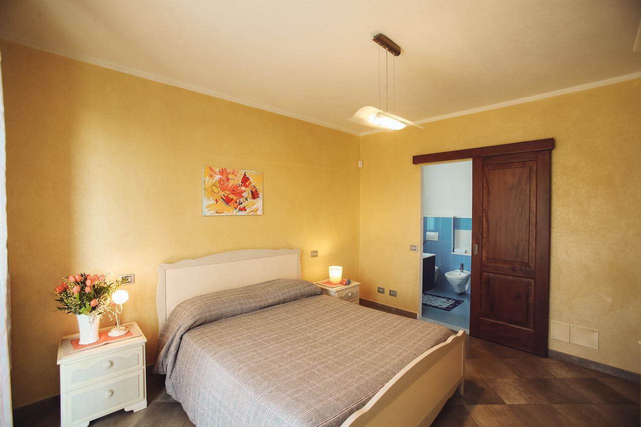 Ca' Colomba Villa San Damiano d'Asti ภายนอก รูปภาพ